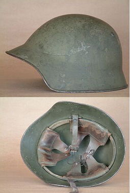 诞生于第一次世界大战中的士兵保护神 钢盔