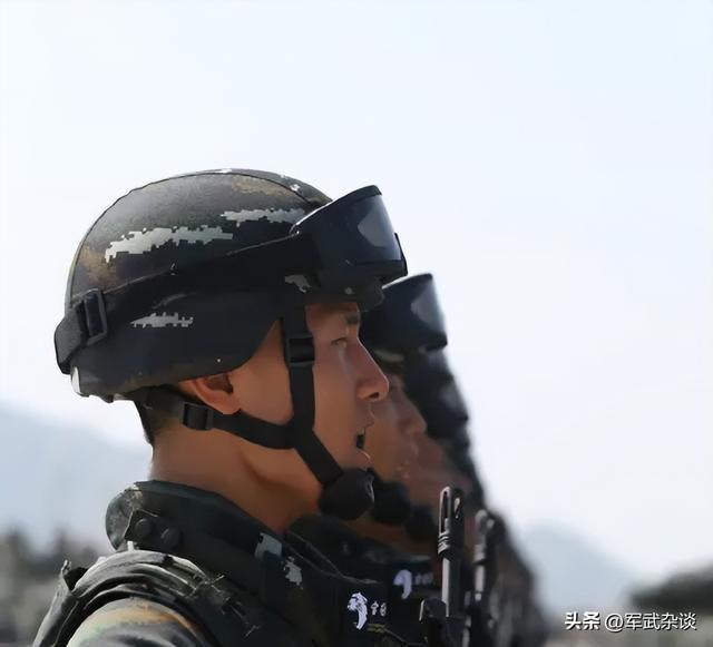 俄1师1团装备中国防弹衣、头盔,俄士兵:谢中国防弹衣救我2次命